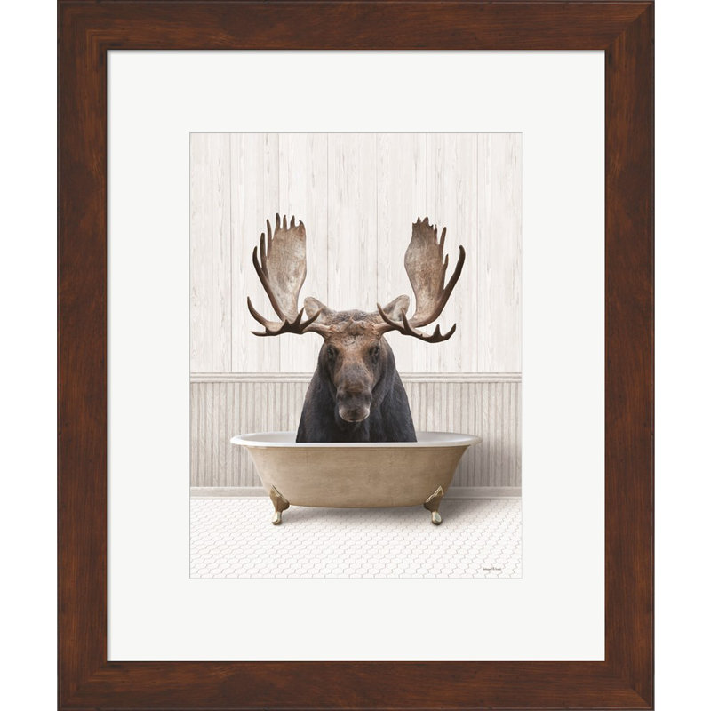 «Bath Time Moose» par Lettered & Lined - impression encadrée