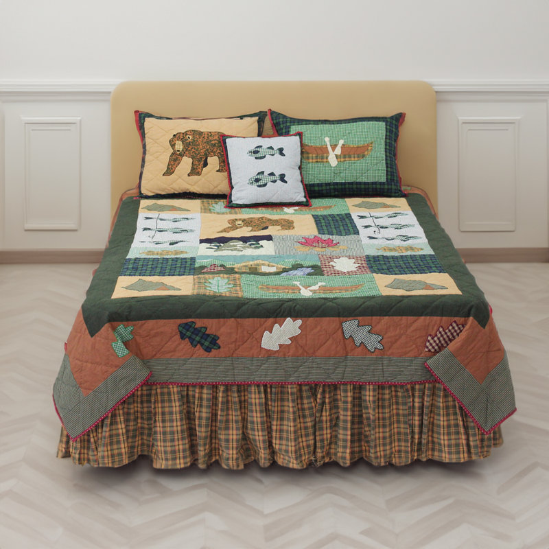 Cabin Rustic Cotton Quilted Animal Print Quilt, Twin