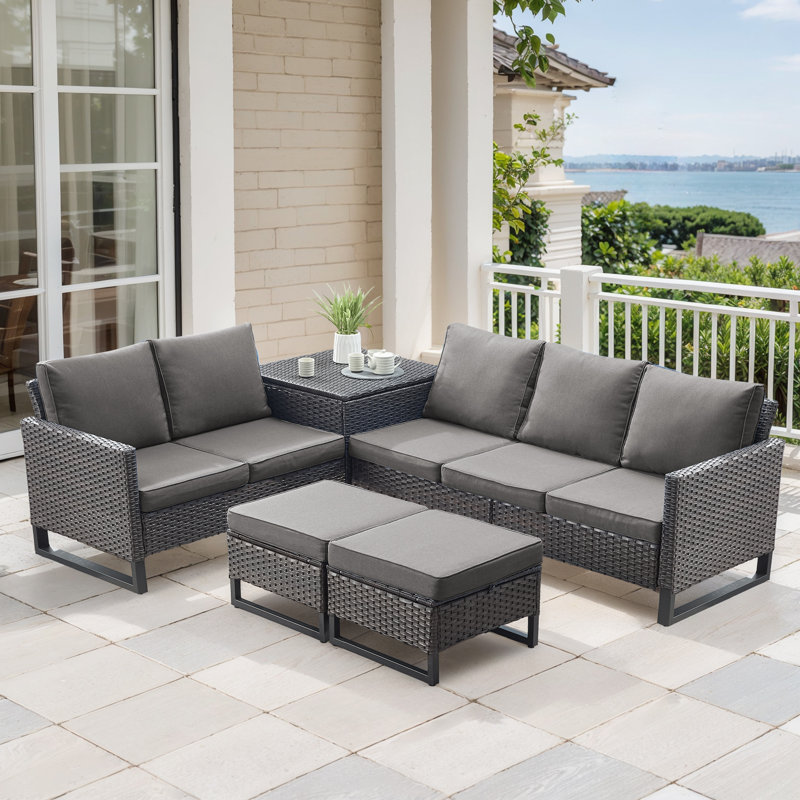 Ensemble de canapé de patio extérieur en osier pour toute personne avec coussins et repose-pieds Ingvald, Gris
