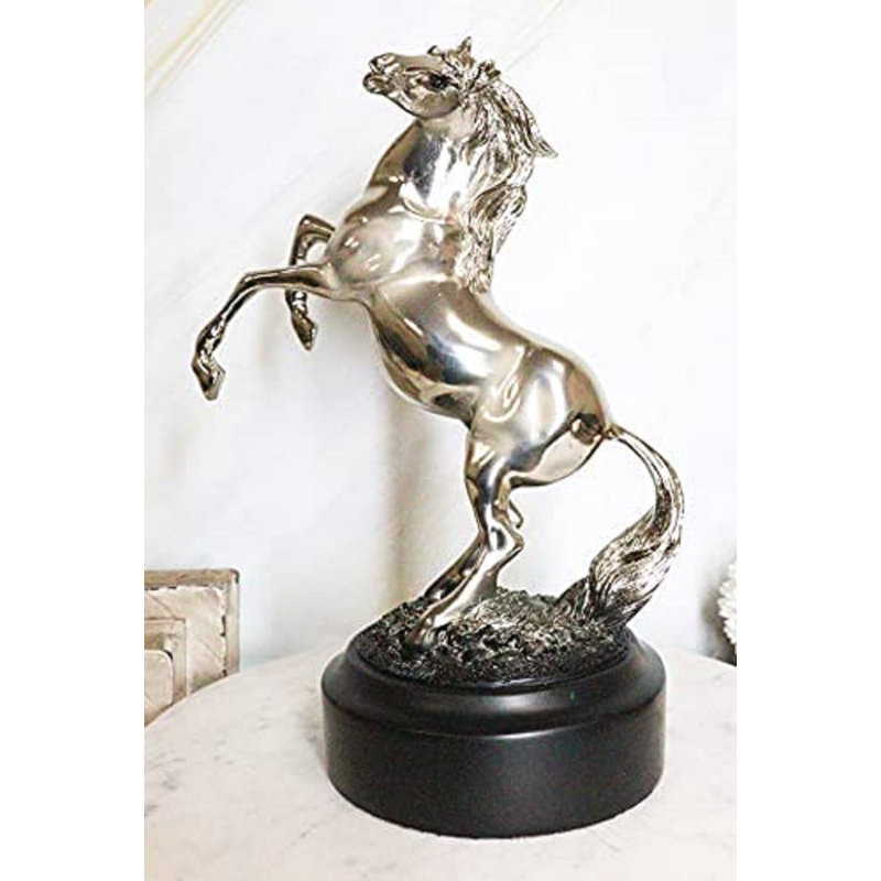 Figurine Jonesha