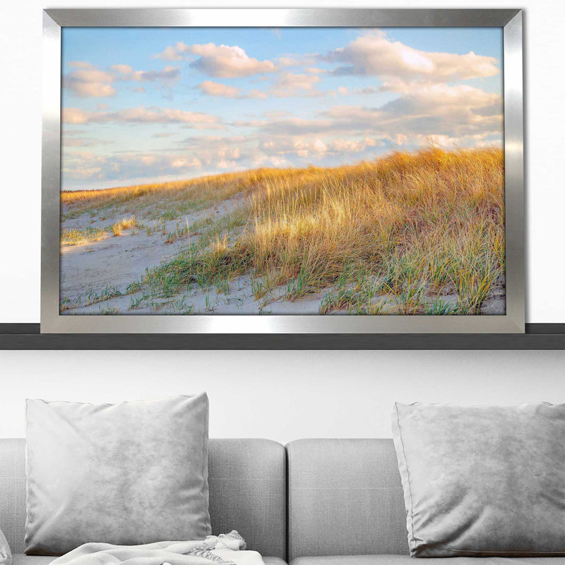 «Grassy Dunes Panorama» par - Photographie, Encadrement argenté, H 33,5 po x l 49,5 po x P 1 po