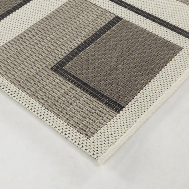 Rectangle Kamran Geometric Machine Woven Polypropylene Indoor / Outdoor Area Rug in Tan