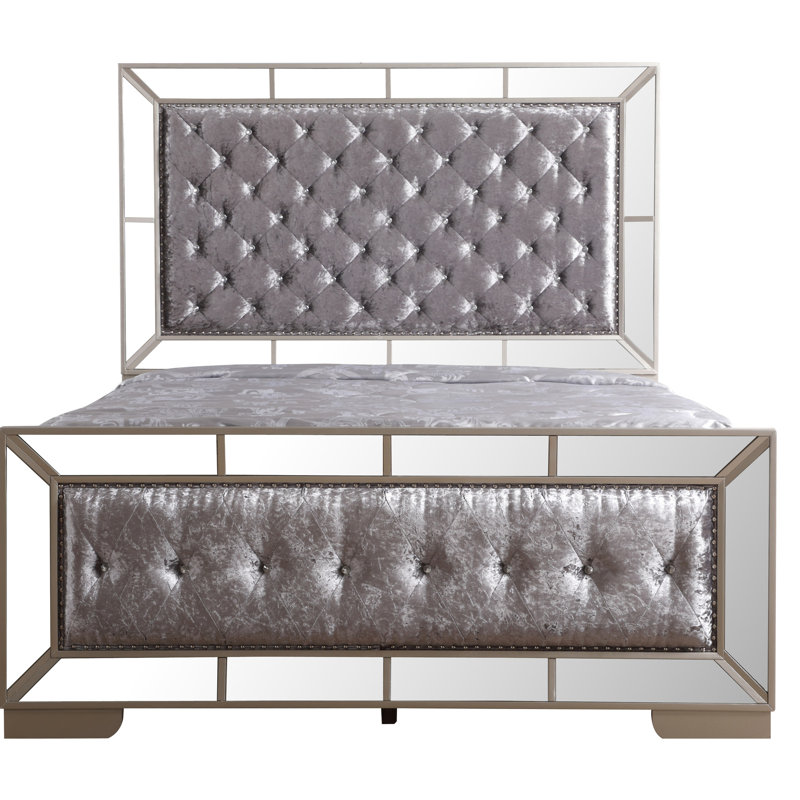 Lit double chic champagne argenté, H 64 po x l 60 po x P 87 po, et enchanteur pour chambre à coucher de style moderne avec finition