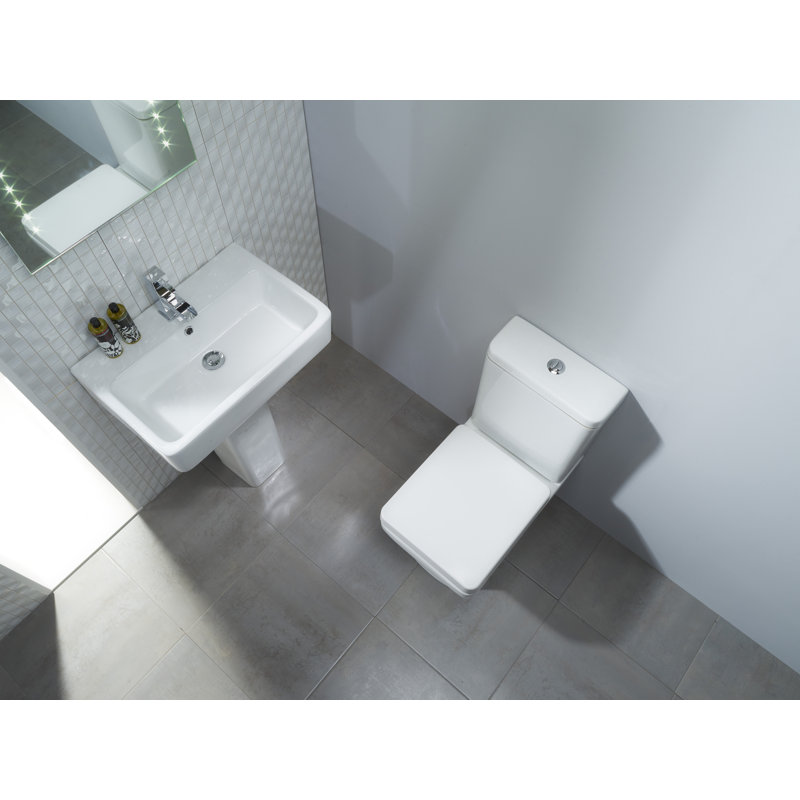 Q60 Bathroom Suite
