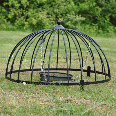 Evony Metal Freestanding Decorative Bird Feeder