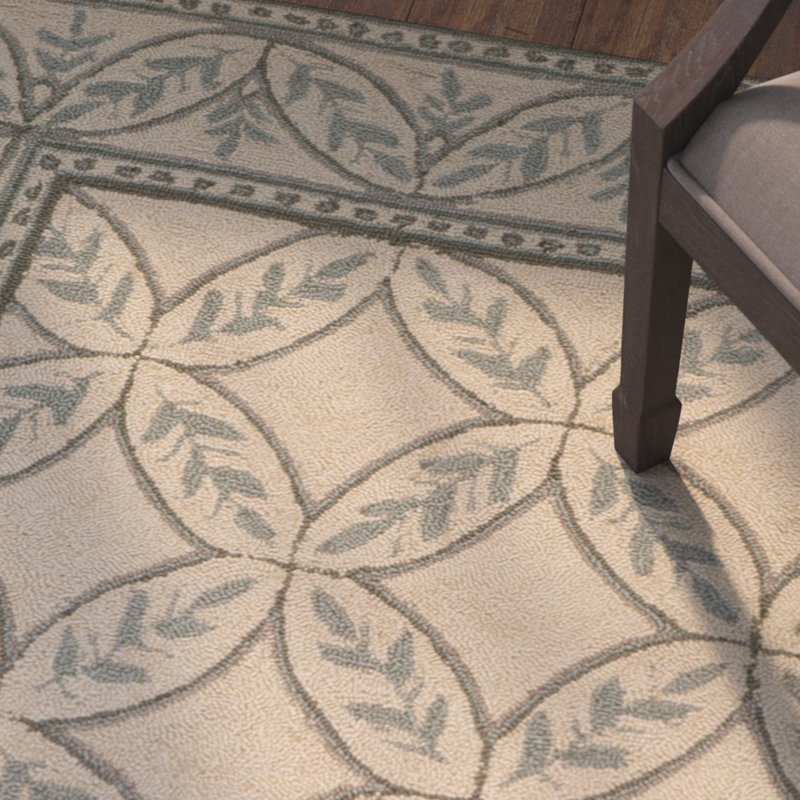 Flythe Wilton Hand Tufted New Zealand Wool Floral Rug, Rectangle 8'6" x 11'6"