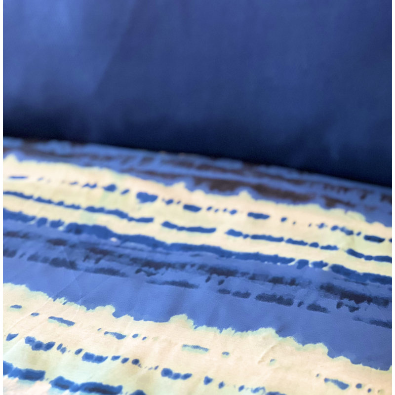 Etavonni Home RE Shibori Stripe, King Comforter + 2 King Shams