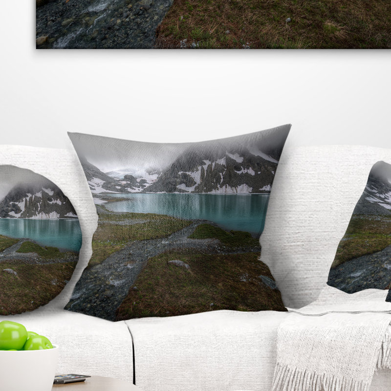 Coussin Schafer Mountain Lake, 18 po x 18 po, Coussin décoratif