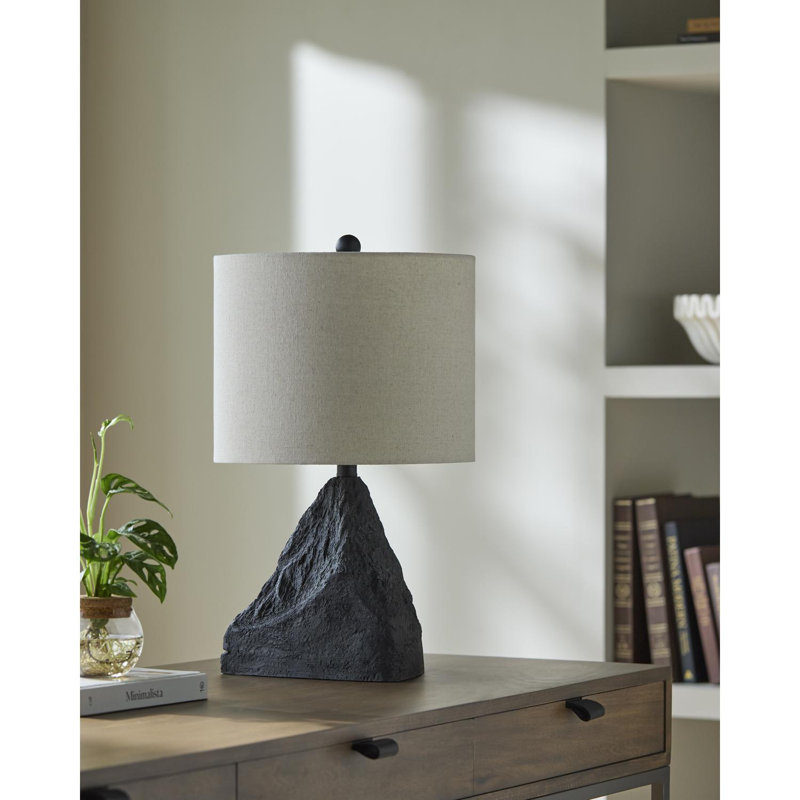 Leonsis Table Lamp