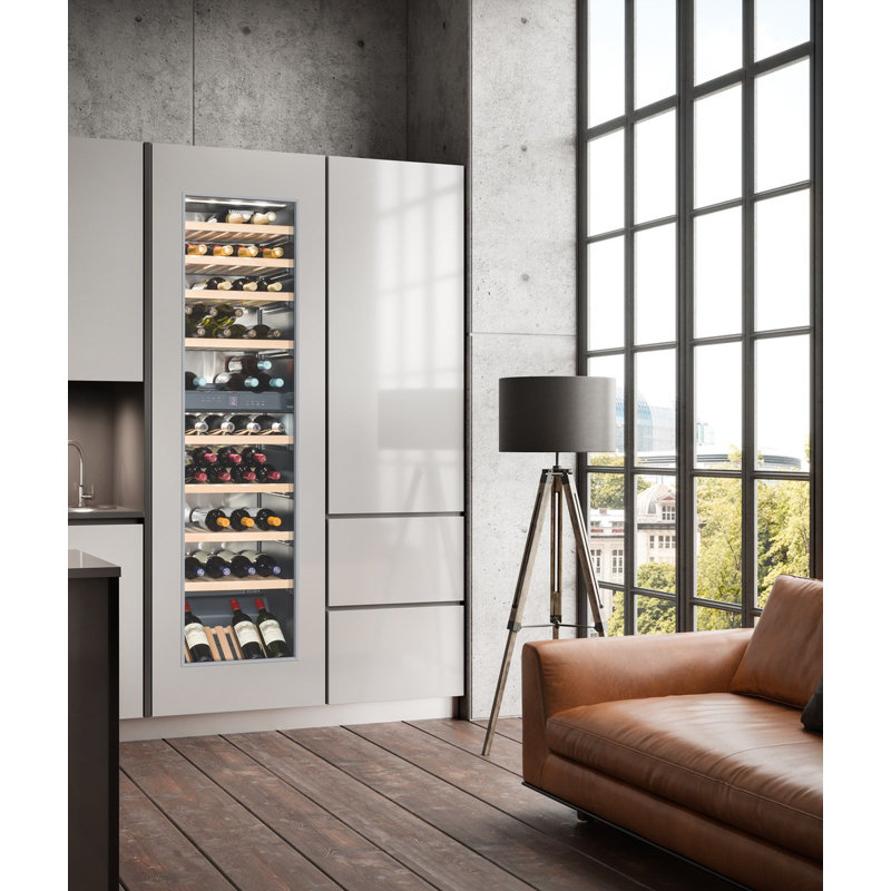 Liebherr Dual Zone 21.94'' W Built-In Wine Refrigerator