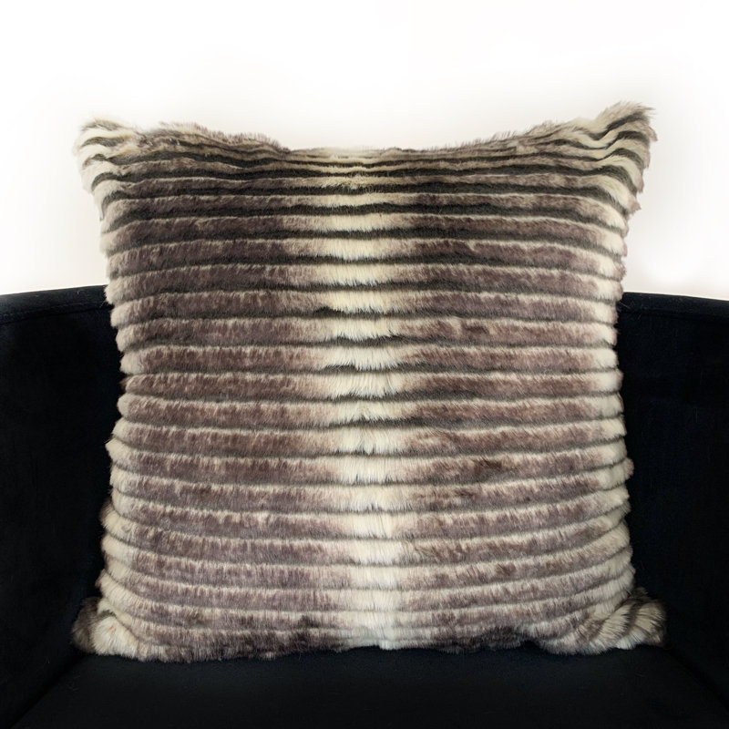 Coussin gris et taupe, 16 po x 1 po