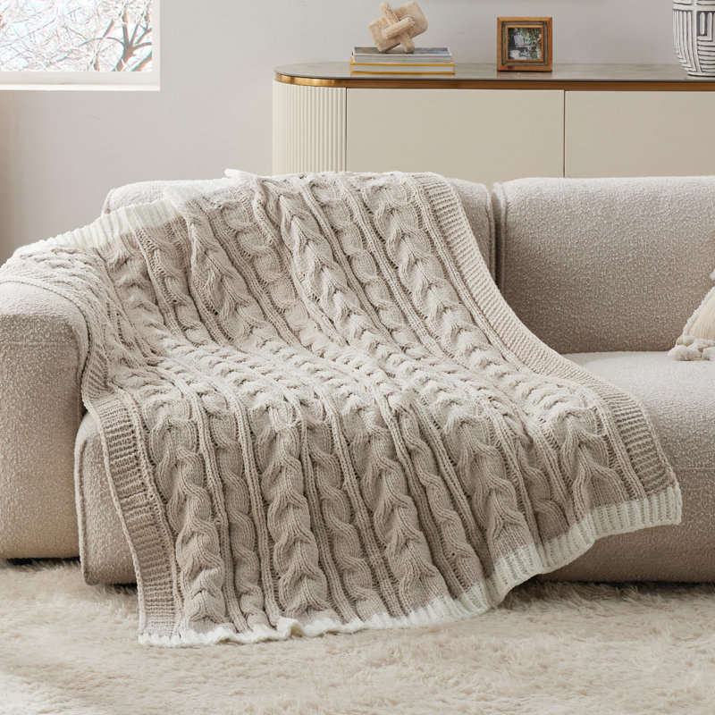 Jeté de lit en chenille tricoté par câble pour canapé GentleSoft ™ ️, Beige, L 50 po x L 60 po