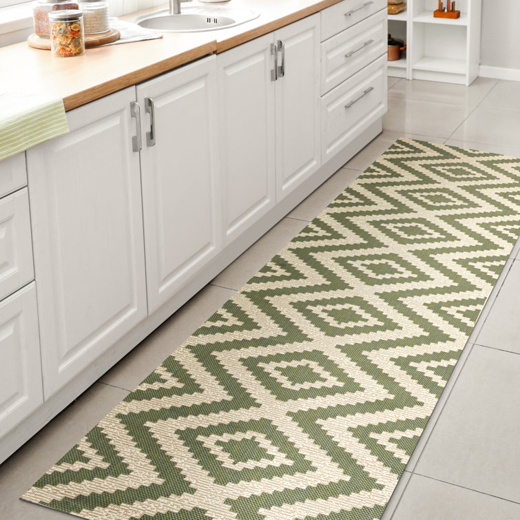 Fidel Diamond Tribal Green/Cream Indoor/Outdoor Rug