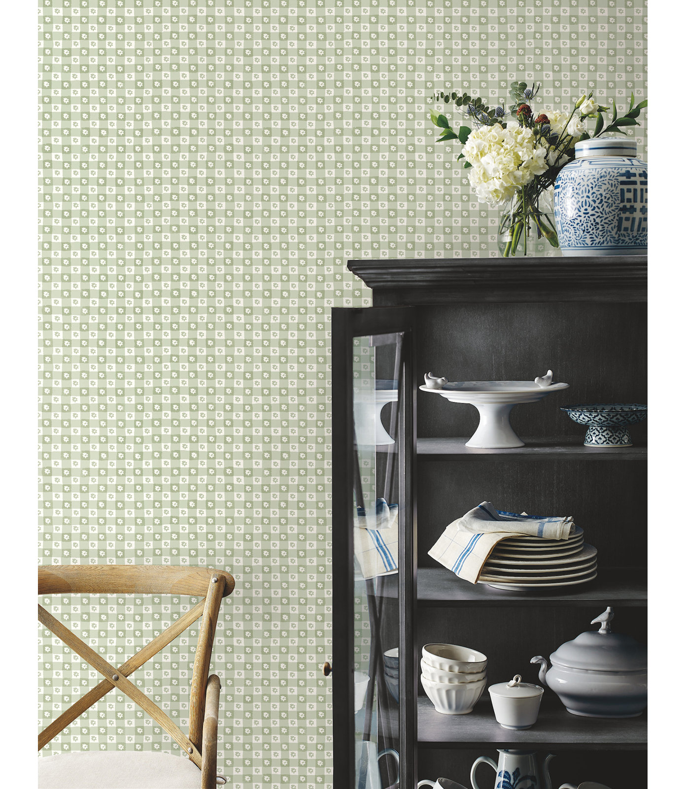 Rifle Paper Co. Daisy Gingham Self-Adhesive Roll, Green