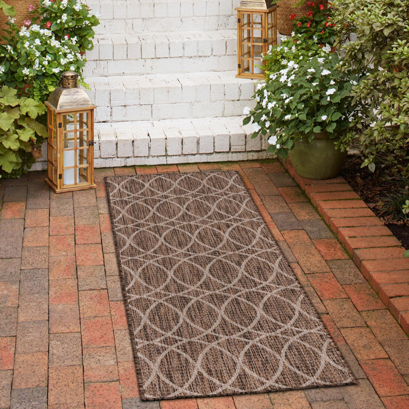 Tapis intérieur / extérieur géométrique brun, Tapis de couloir 2 pi 11 po x 10 pi