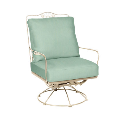 Chaise de patio pivotante à bascule Briarwood