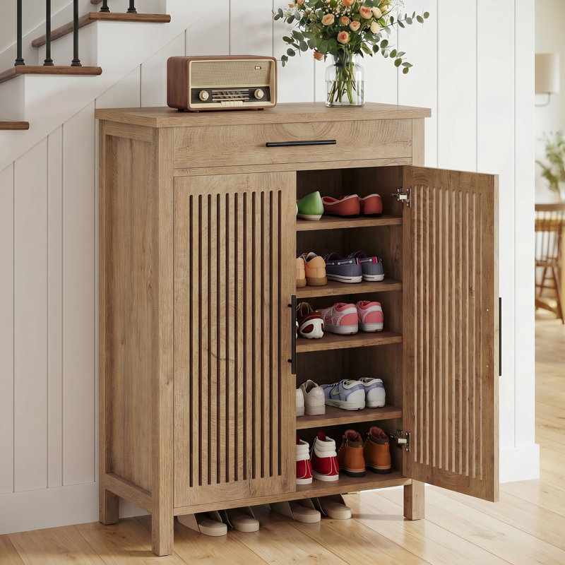 Ishpreet 5-Tier Shoe Storage Cabinet With Doors And Drawer, Wooden Shoe Rack Organizer, Oak Brown