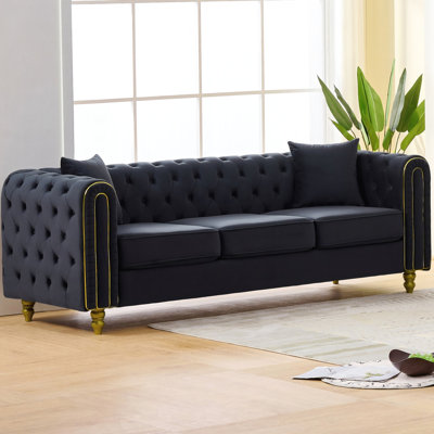Velours 3 places 86 po 86 po, noir avec accoudoirs roulés à boutons et pieds dorés, pour un espace de vie principal, style européen, structure en bois de pin, assise à assise mi-moelleuse, zone en mousse