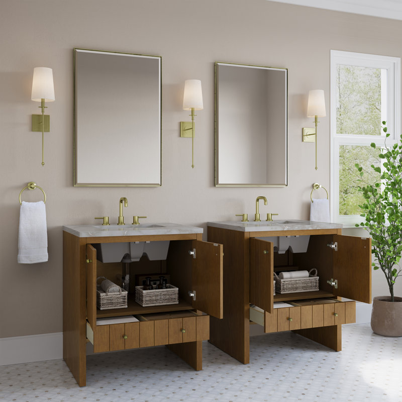 Hudson 30" W Single Vanity, 8" Widespread, Victorian Silver Silestone