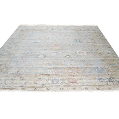 Tapis en soie naturel à motif floral gris / vert olive noué à la main Silk