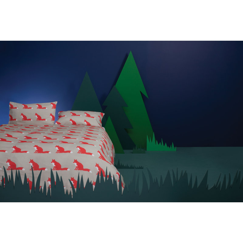 Proud Foxes Housewife Pillowcase