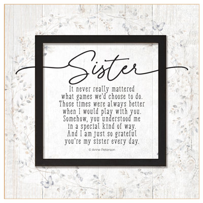 Plaque en bois Sister - 6 po x 6 1/8 po