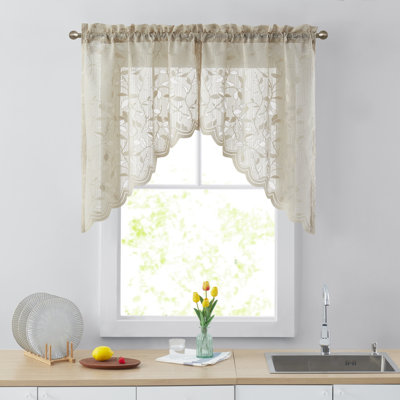 Eriah Floral Swag 60" Window Valance