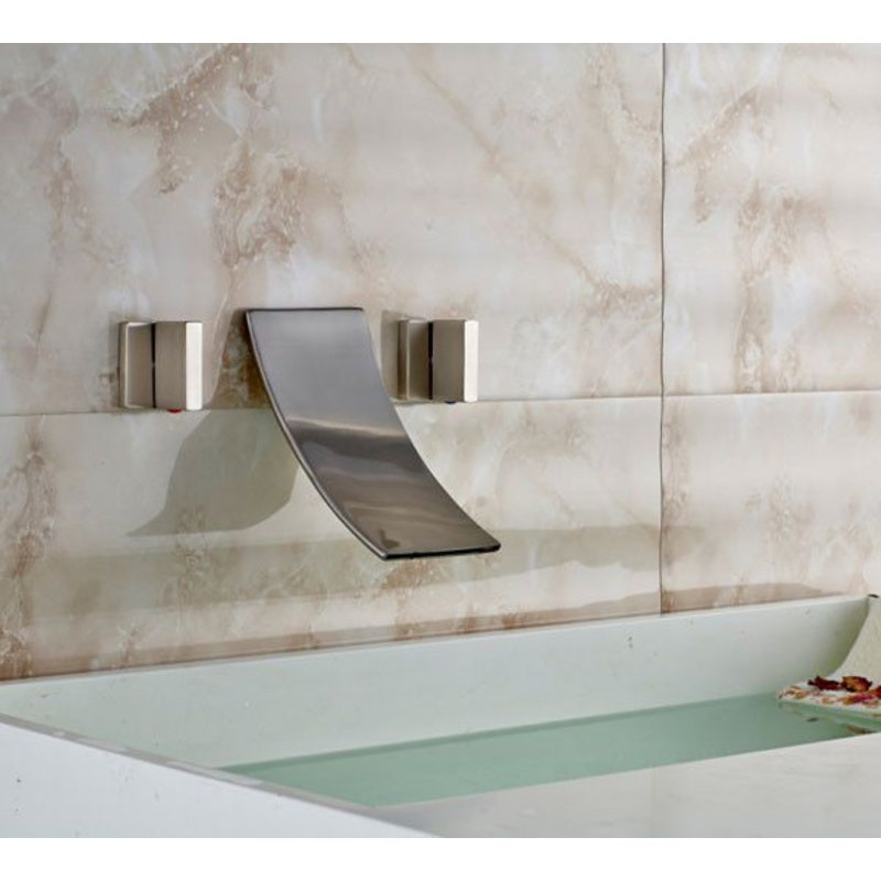 Polished brass kitchen faucet with flexible spout and classic design