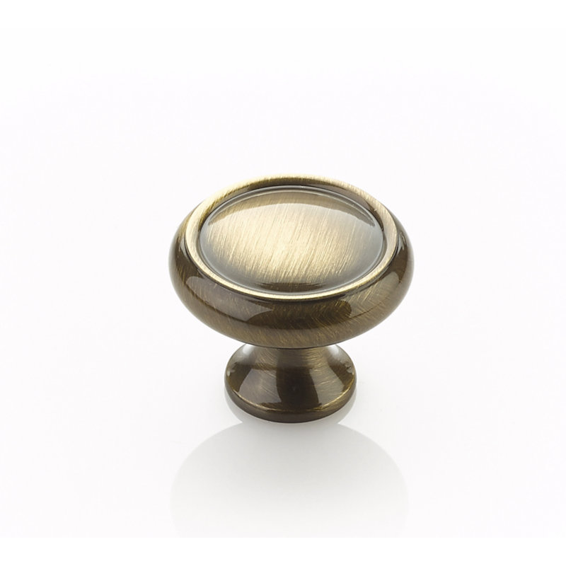 Traditional Round Knob, Antique Brass
