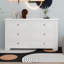 Commode 6 tiroirs en bois de style rétro avec armoire de rangement de style rétro avec poignées en métal-323785023
