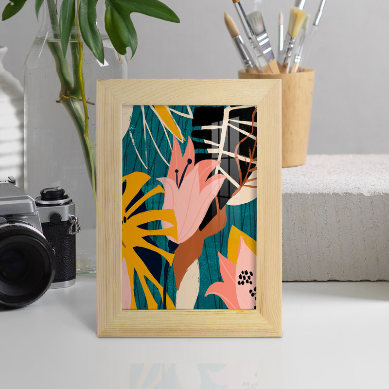 Lindenhurst Lily Lagoon II, encadré sur papier, H 7 po x l 5 po x P 1 po, Naturel