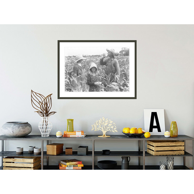 «Farmers potable water» par Bayard Wootten, impression giclée sur cadre, H 30,85 po x l 41,5 po