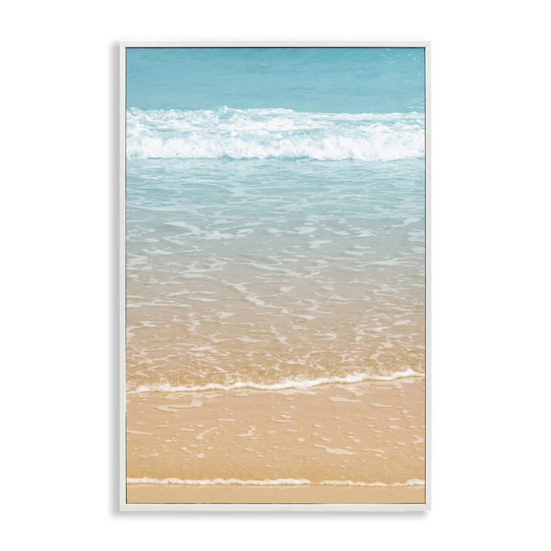 «Clear Summer Waters», estampe numérique par Nataly White, Giclée encadrée blanc bord de mer, H 18 po x l 12 po