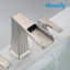Robinet de salle de bain Waterfall-111668442