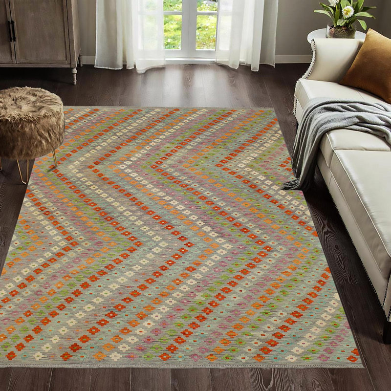 Tapis mauve / rouge / vert en laine tissé à la main à motif géométrique 6 pi 8 po x 9 pi 9 po Kemarie