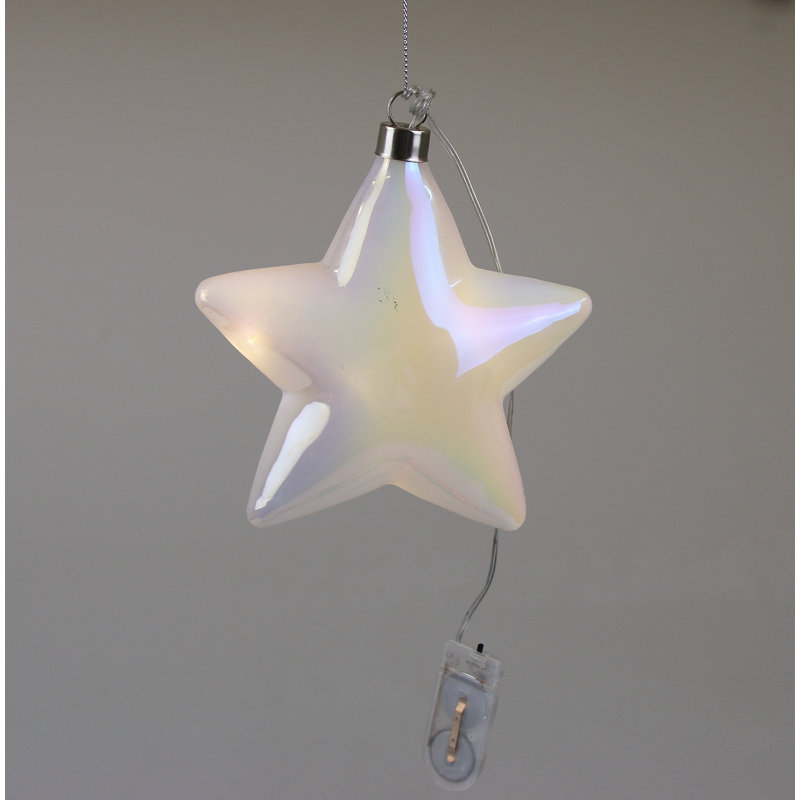 LED Lighted Window Décor