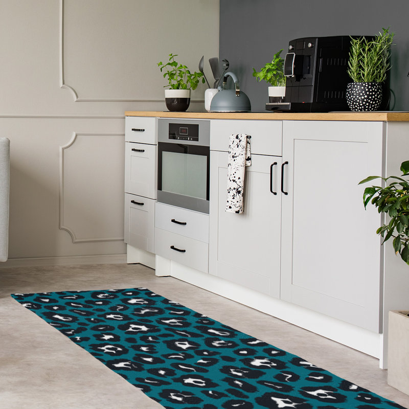 Animal Print Indoor Rug, Runner 2'6" x 8'