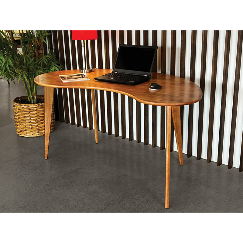 Bureau pour la sauge avec pieds en bois