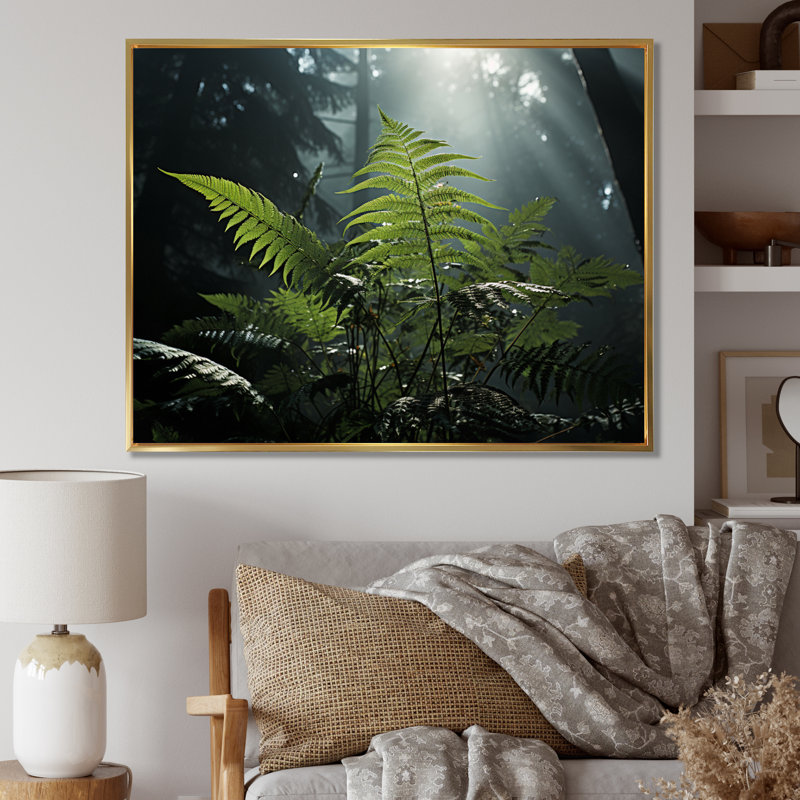 " Ferns Close Up Photo VII ", 24" H x 32" W, Cadre flottant doré