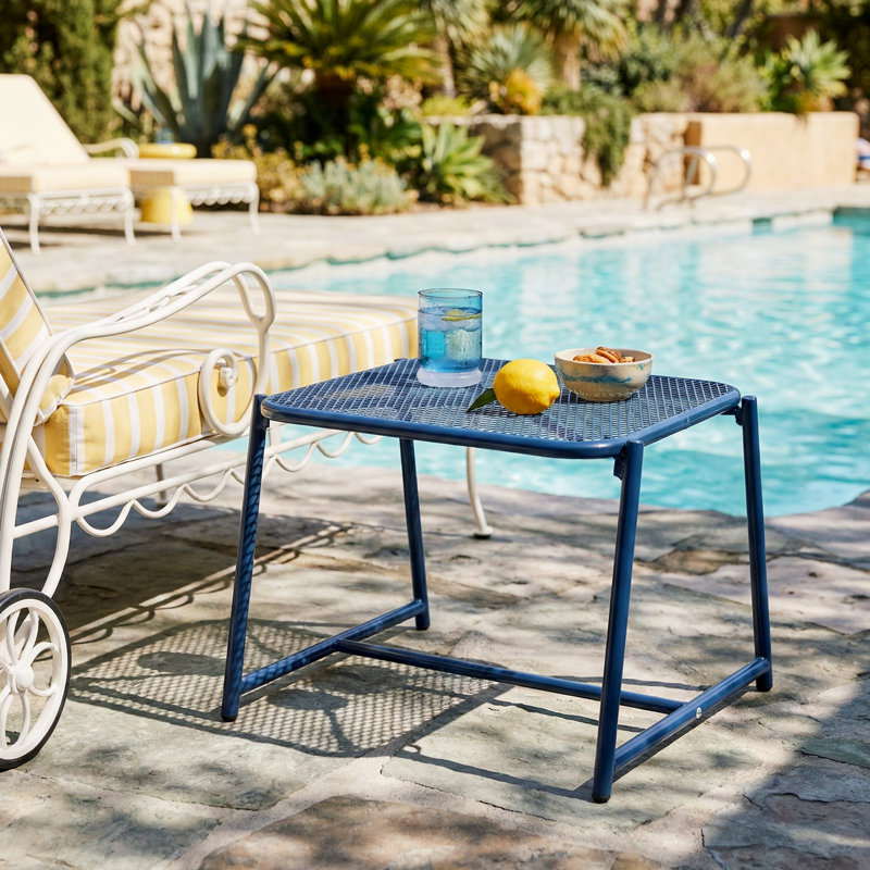 Table d'appoint d'extérieur Abram, Bleu marine mat, H 13,25 po x l 19,5 po x P 18 po
