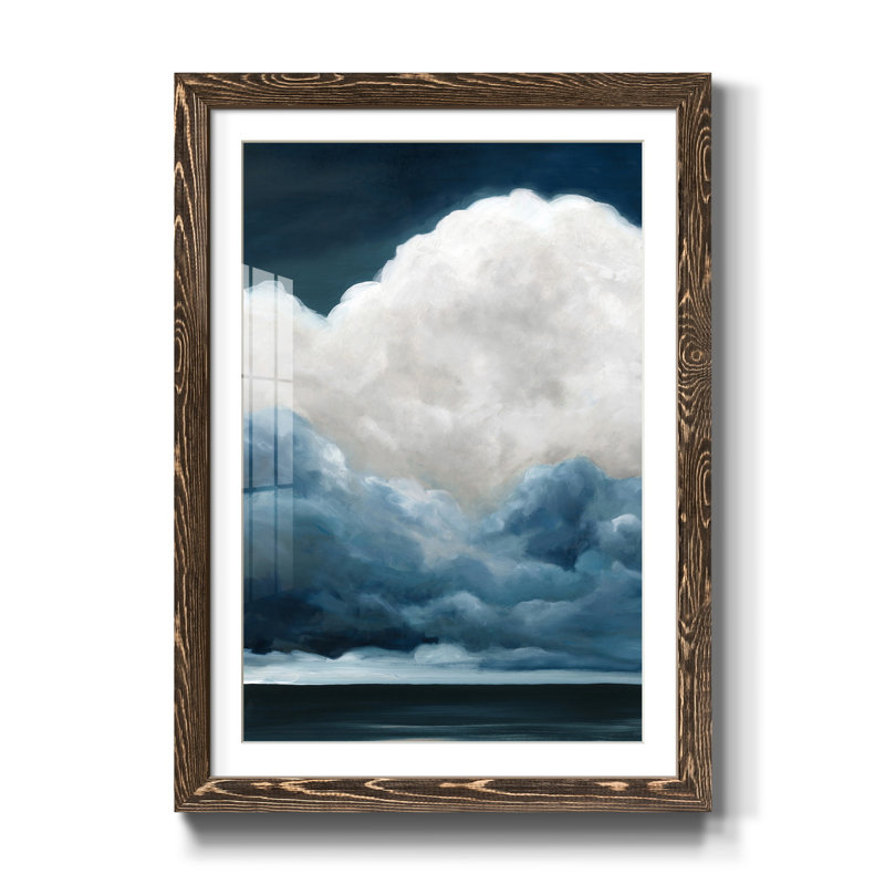 Les nuages au-dessus - impression, Papier, cadre noyer, H 44 po x l 31 po x P 1 po, Blanc