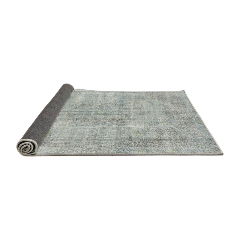 Valmont Oriental Indoor Rug, Round 5'
