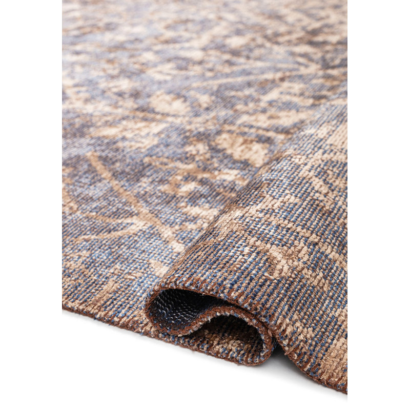 Odacia Rectangle Floral Cotton and Viscose Indoor / Outdoor Area Rug, Rectangle 6'7" x 9'10"