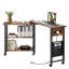 Table d'appoint pivotante à 360 ° avec station de charge, table de bout à 2 niveaux avec roulettes, pochette de rangement dissimulée et bureau mobile pour ordinateur portable-205564519