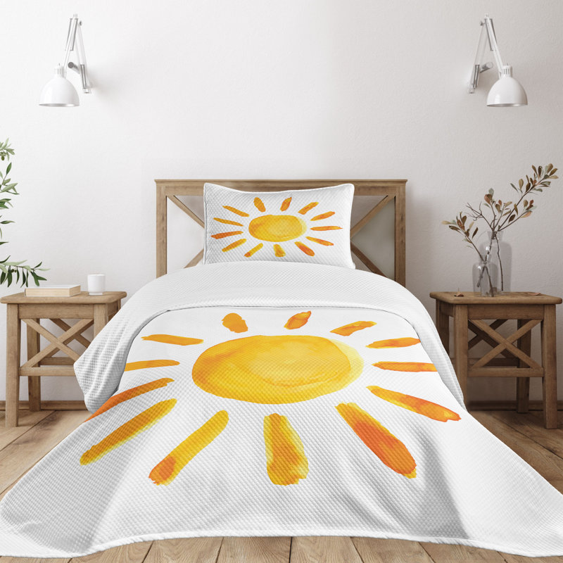 White and Yellow Sun Design Twin Quilted Bedspread Set