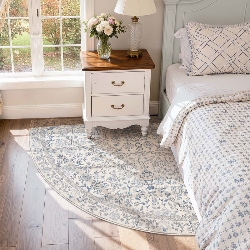 Floral Machine Washable Area Rug, Corner 4' x 4', Blue