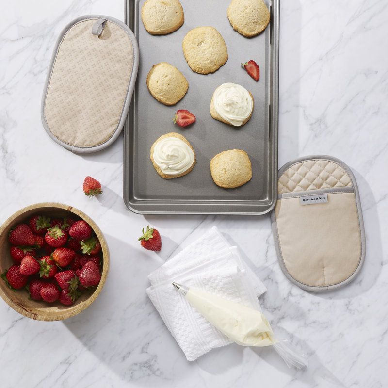 KitchenAid Asteroid Solid Diamond Potholder, Tan, 6.5" W x 10" L
