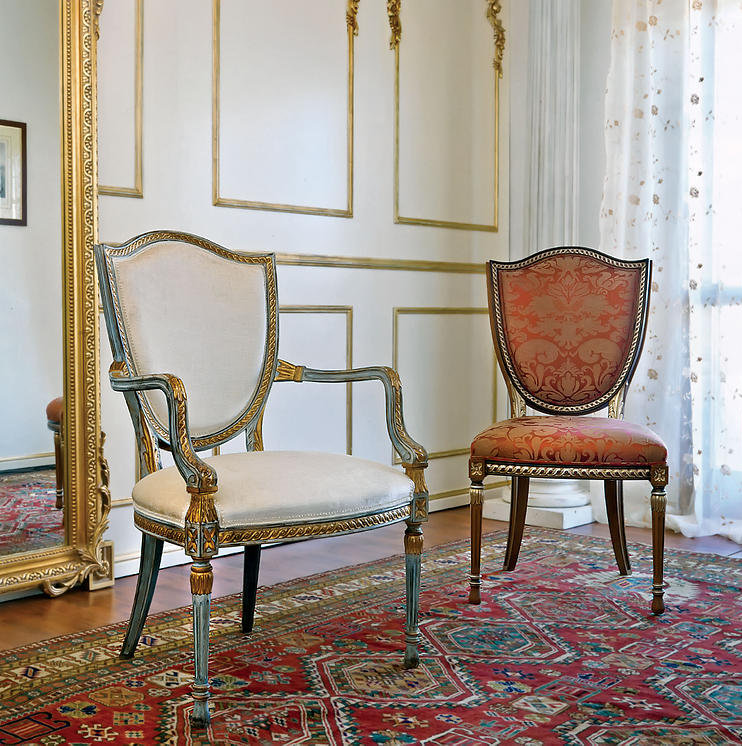 Chaise avec accoudoirs grise