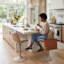Tabouret de bar pivotant à hauteur réglable Tabouret de bar moderne en similicuir avec structure en métal-136954034