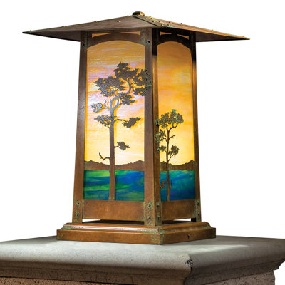 Dever Pier Mount Light
